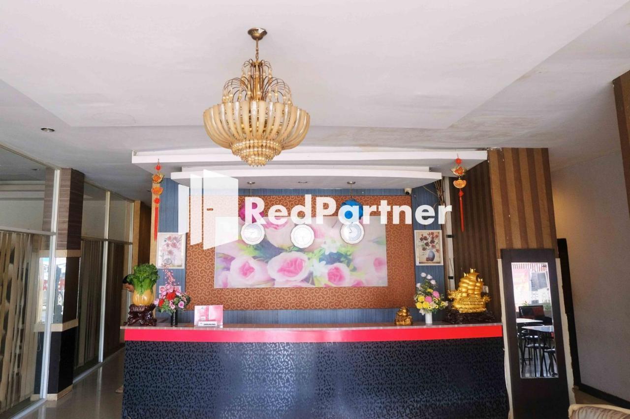 Hotel Permata Makassar Mitra Reddoorz Balangberu Exterior photo