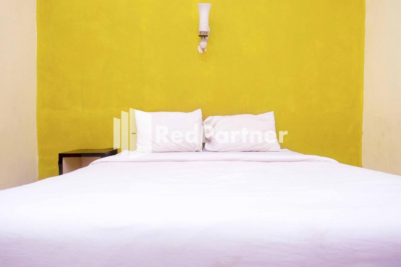 Hotel Permata Makassar Mitra Reddoorz Balangberu Exterior photo